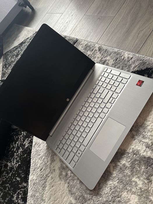 Laptop HP 15s-eq1076NQ, 15.6” HD, AMD Athlon Silver 3050U, 4GB RAM, SSD 256GB