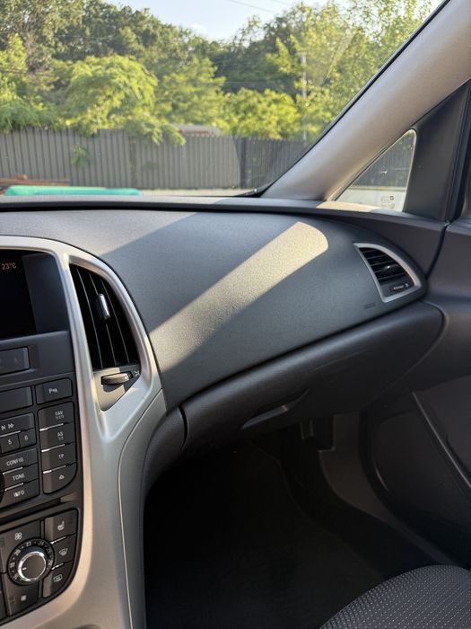 vand opel astra j  D 2.0 165  cp