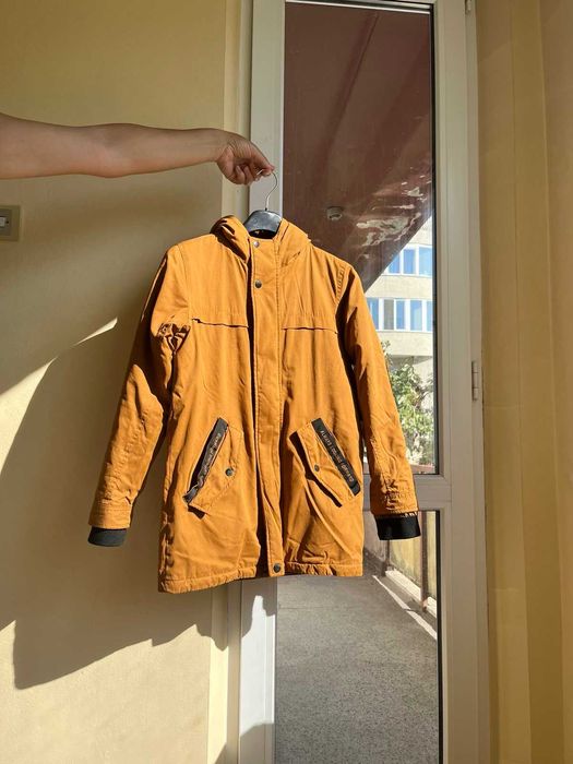 Яке с качулка Lc Waikiki за момче за ръст 146/152 см + подарък чорапи