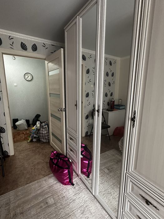 Продам кв двухкомнатная г Лисаковск