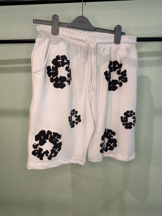 Pantaloni scurti denim tears