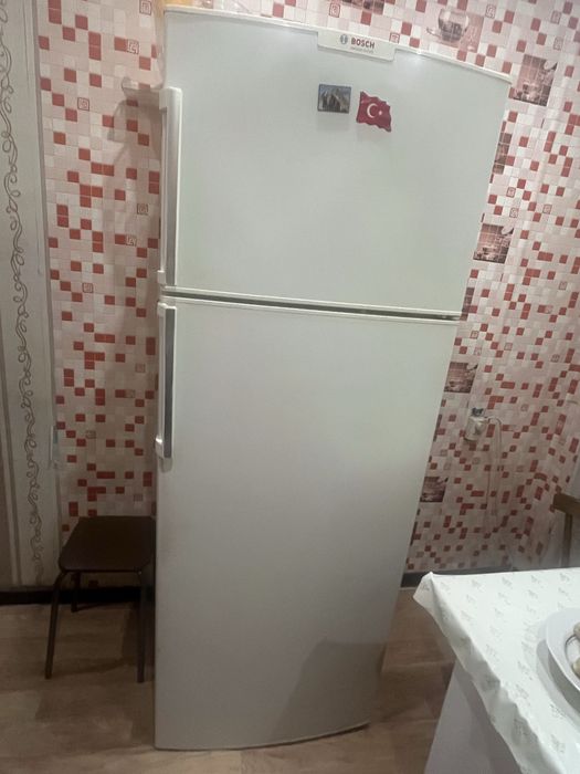 Продам холодильник