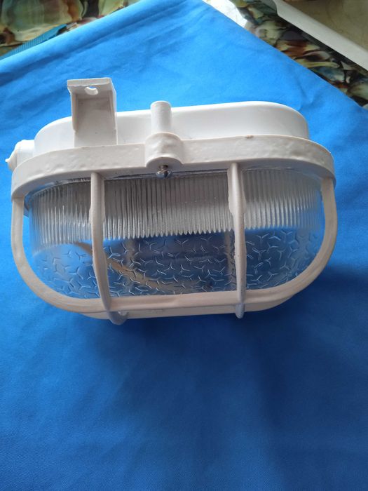 фонарь электрический