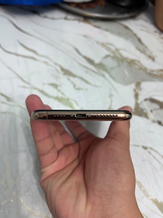 iPhone XS Max 512 gb gold
