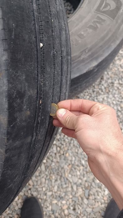 Шины передковые Bridgstoun 385/65/22.5