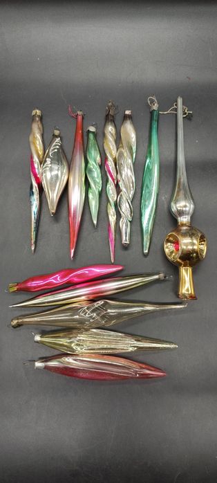 Ёлочные стеклянные игрушки