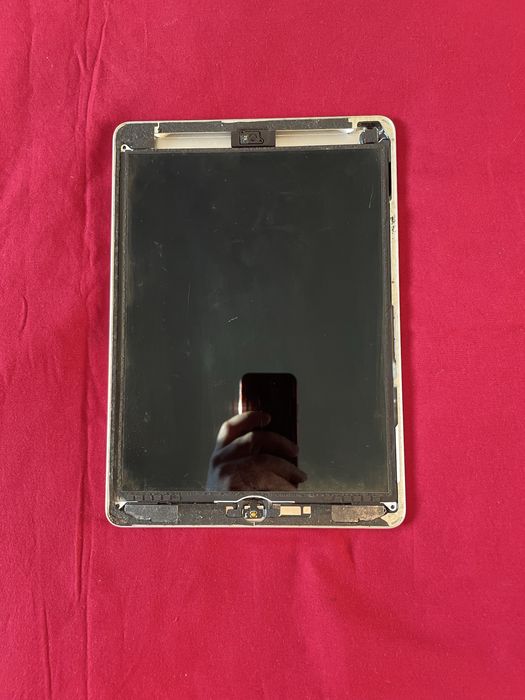 Ipad generația a6-a a1893