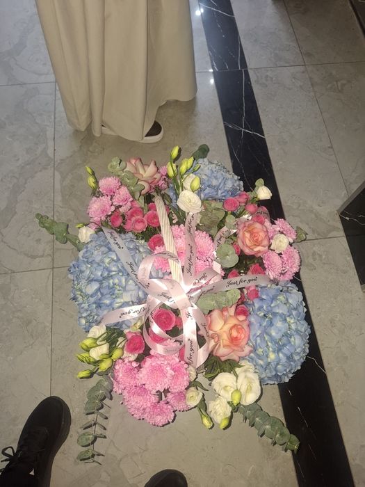 Корзина цветов 20к