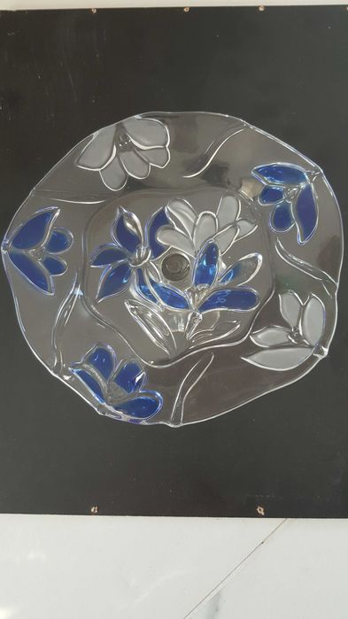 Fructiera deosebita din sticla