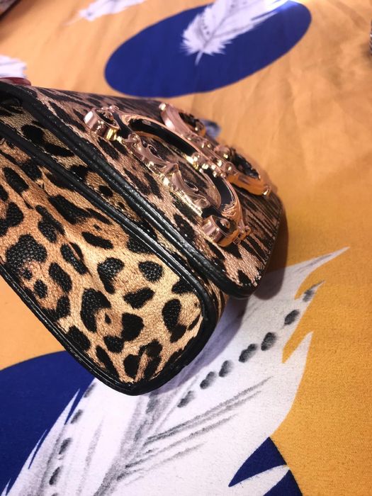 genti dama noi  . !!