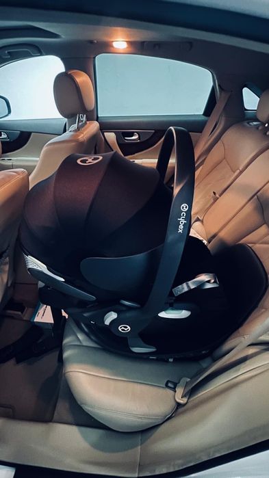 Детска количка , кош за новородено и кош за автомобил