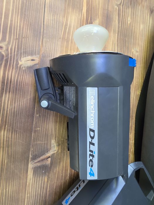 Elichrom D-lite 4, blitz/proiector