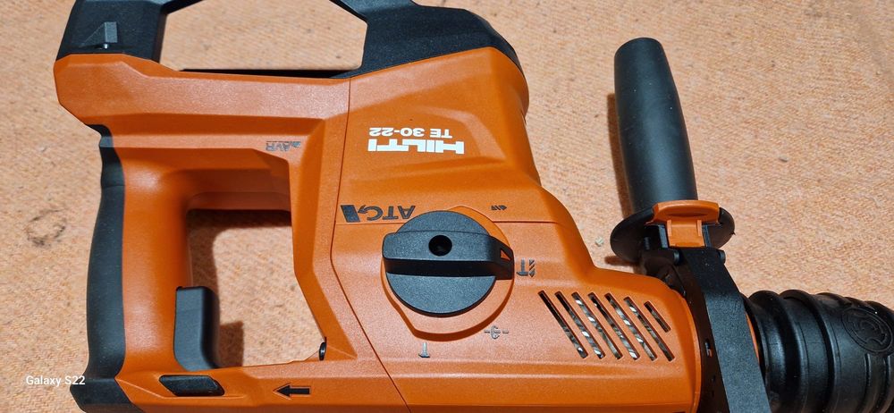 Hilti rotopercutor nou