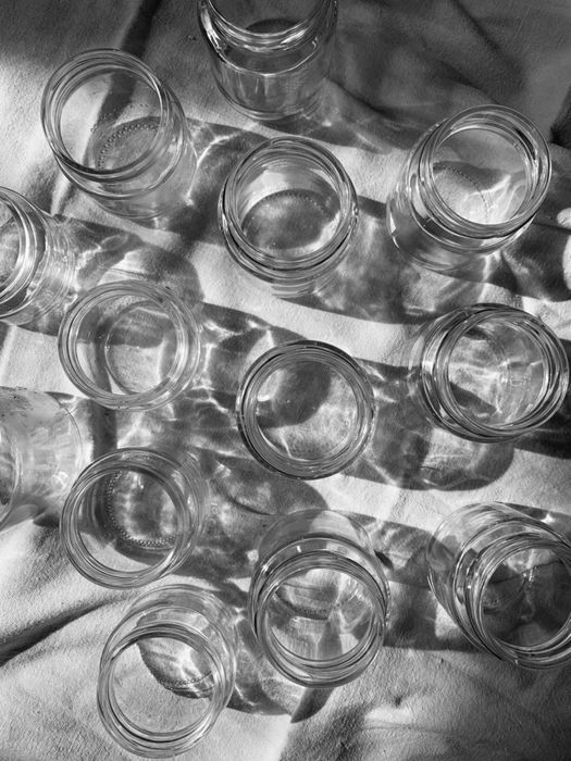 Продам банки б/у целые