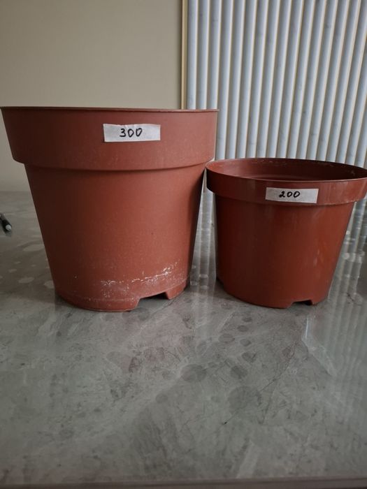 Горшки для цветов