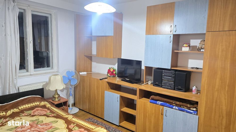 Inchiriez apartament 2 camere dec. Deva, Progresul (Enescu), etaj 3,