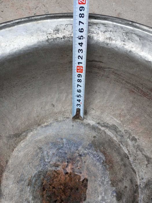 Стар меден леген