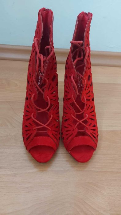 Дамски обувки Tendenz