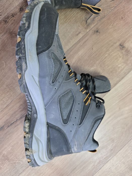 Ghete skechers de vanzare, marime 47.5, in stare foarte bună,