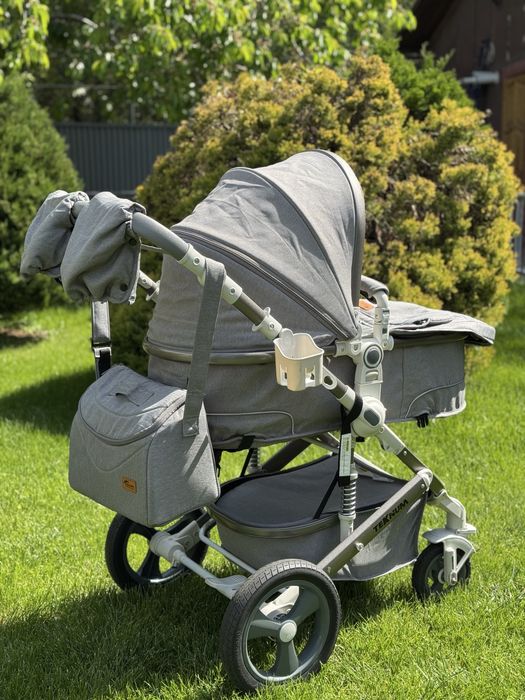 Продам коляску Teknum