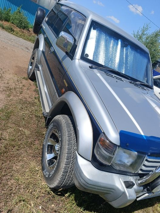 Продам Митсубиси Паджеро 2