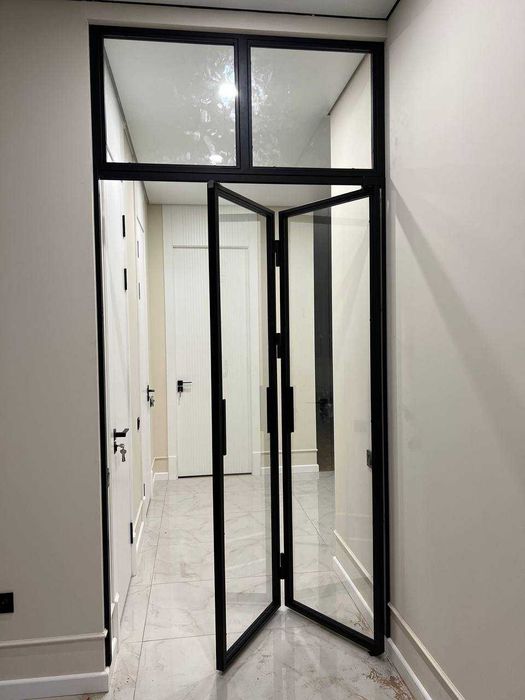 Раздвижные двери и перегородки в стиле лофт / Душевые кабины