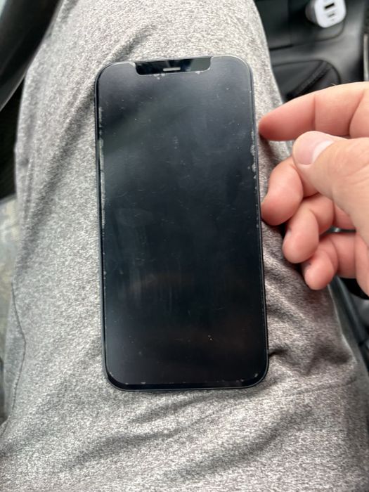 Продам IPhone 12