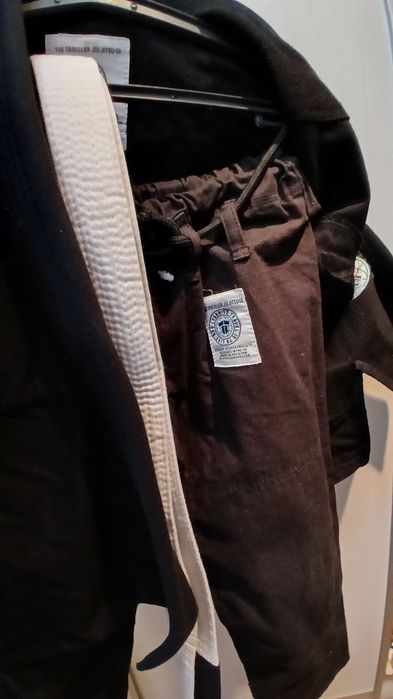 Продам кимано джиуджитсу