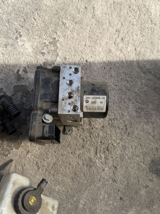 ABS модул за BMW E90 E91 E92 E93