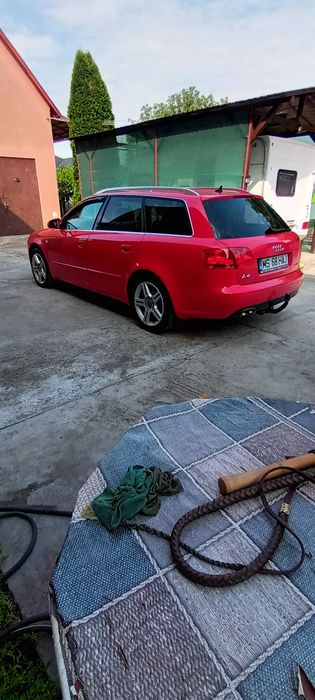 Audi a4b7  devanzare