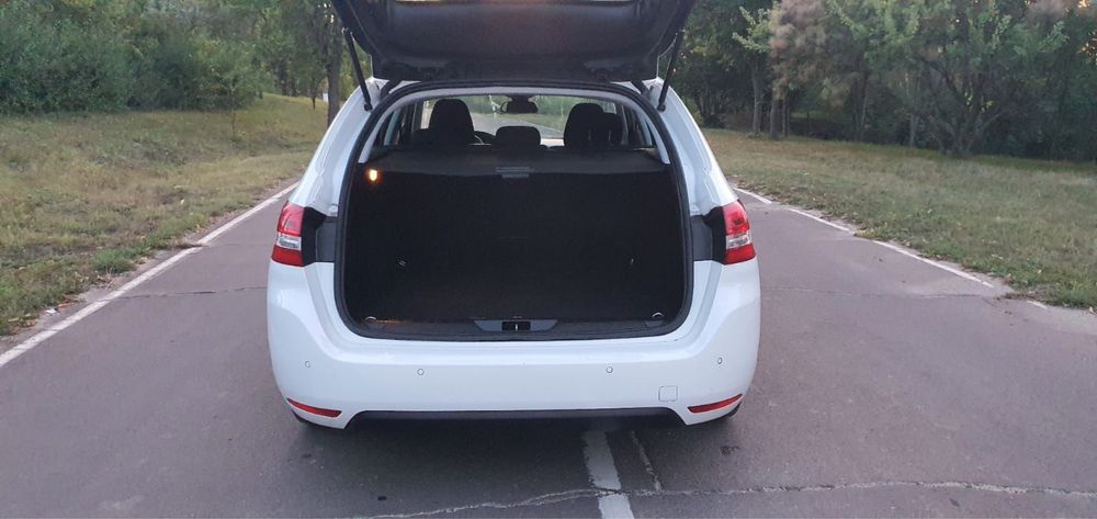 Peugeot 308 1.5 blue hdi active business