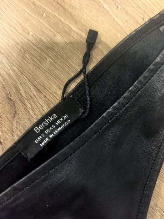 Кожен гащеризон Bershka