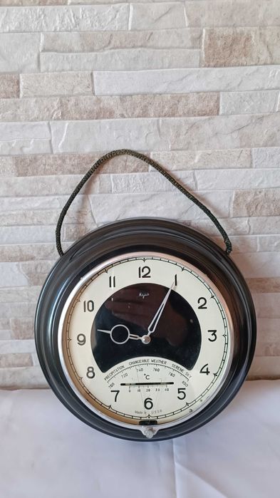 Руски стенен часовник - Маяк с термометър и хигрометър - USSR - 1970г.