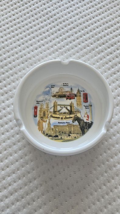 Scrumiere noi suvenir Londra – aduse personal, nu sunt comerciant