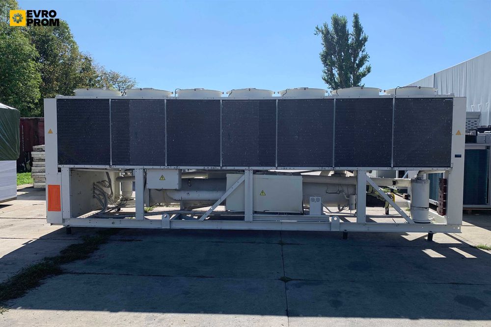 Chiller răcit cu aer TRANE RTAC 185 – 648 kW | pret chiller trane | 2 compresoare cu șurub | Second hand