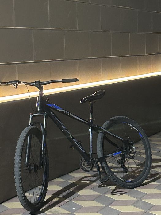 Продам велосипед AXIS MD200