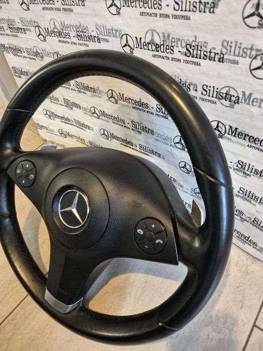 Волан с пера за Mercedes CLS W218 facelift в много добро състояние