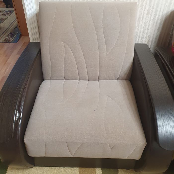 Диван и 2 кресла