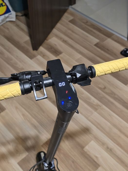 Trotineta Electrica Renault