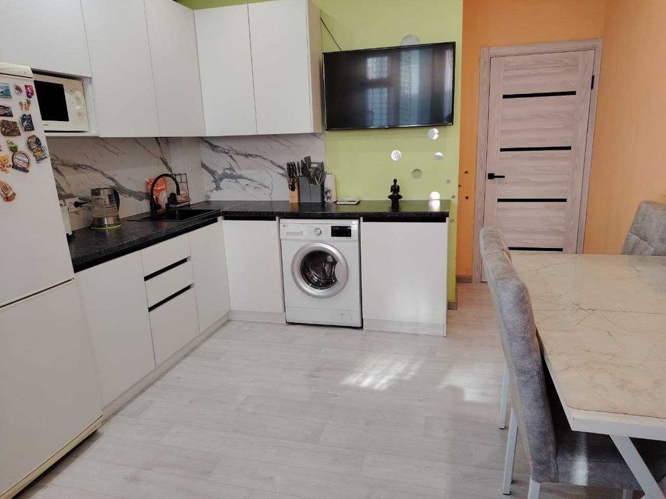Продам 2-х комнатную квартиру, 65 м.кв.