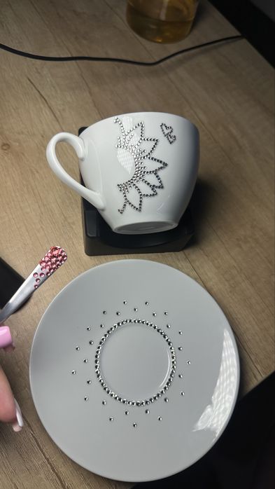 Инкрустация на чаши с кристали