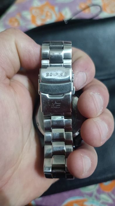 «Продаю наручные часы Casio Edifice EF-560, оригинал. Состояние хороше
