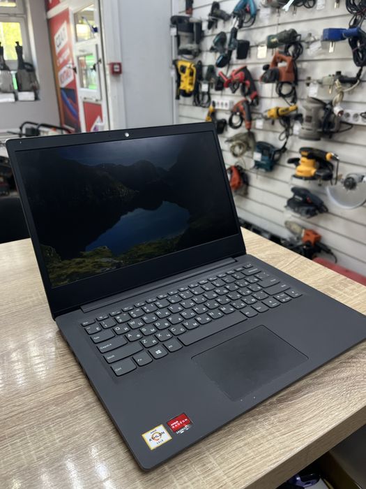Ноутбук Lenovo 82C6