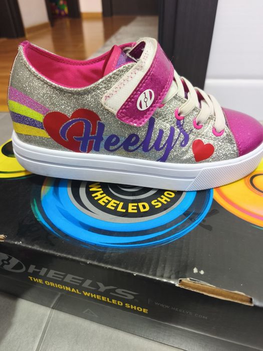 Pantofi  cu role-Heelys