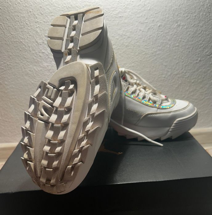 Adidași FILA pentru fete