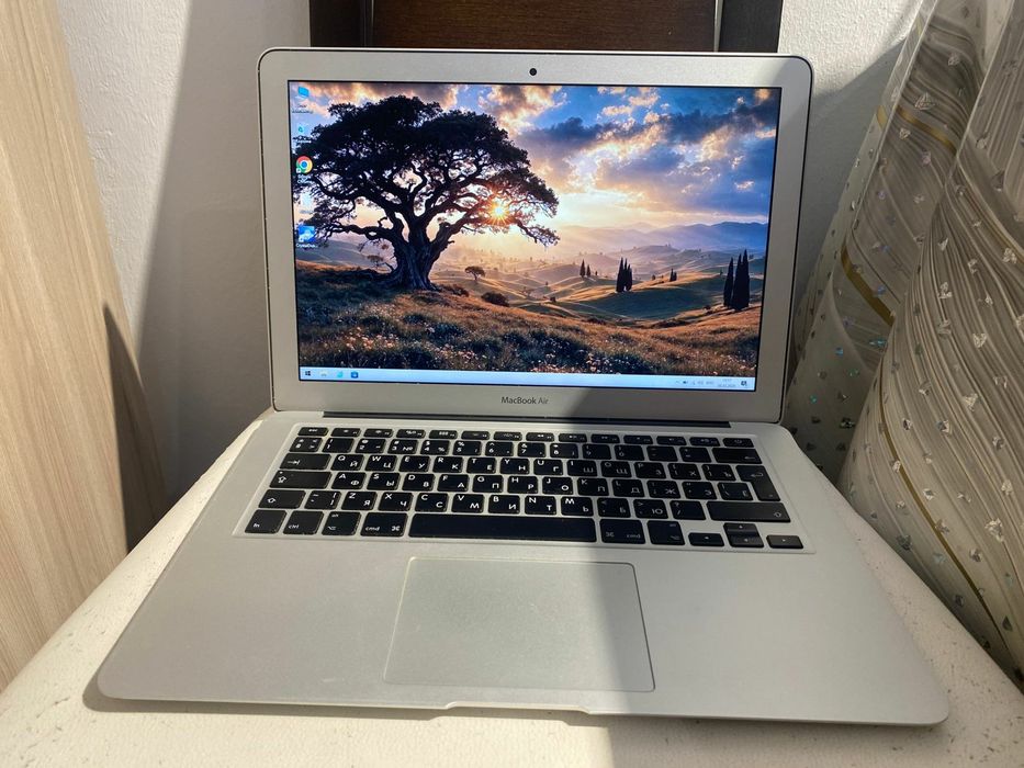 Apple Macbook Air