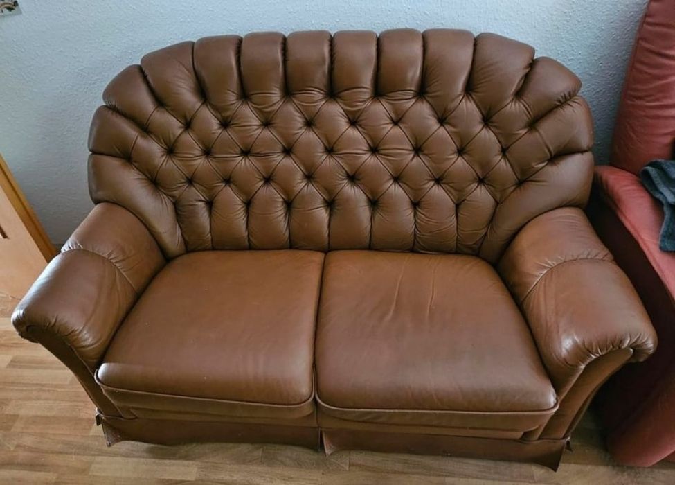 Кожени дивани 2 броя