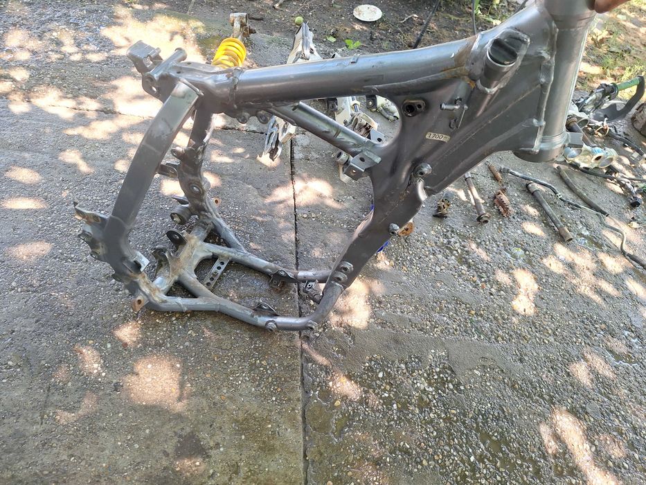 Piese suzuki drz 400s