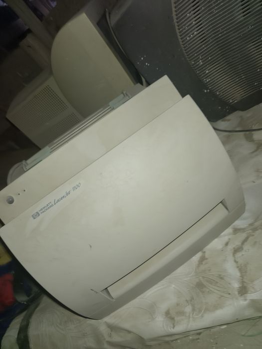 Принтер HP LaserJet 1100