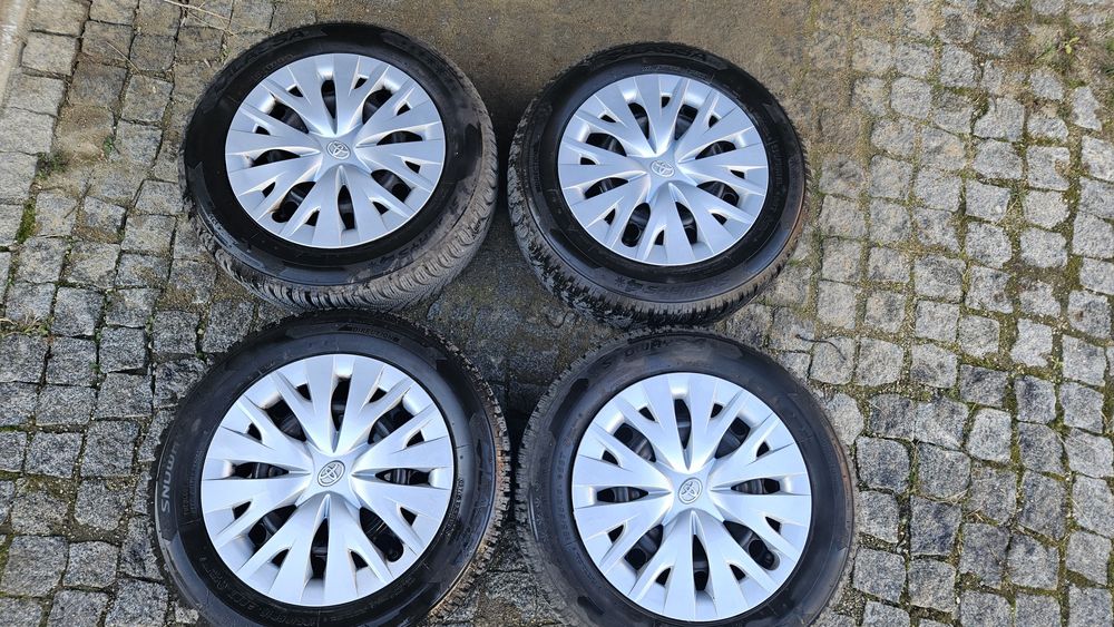 Джанти 15 5х100 Toyota оригинални с гуми и датчици